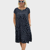 Дора - Летна рокля с кръгло деколте