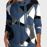 Плетена блуза с артистичен дизайн и качулка