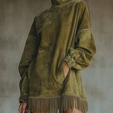 Боряна | Велурена рокля с висока яка и ресни