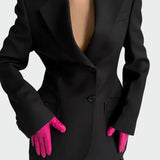 Сако с Впечатляваща Линия и Бутон