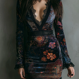 Емилия | Флорална мини рокля от кадифе с дантела