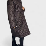 Габриела - Дълго капитонирано яке с модерен силует